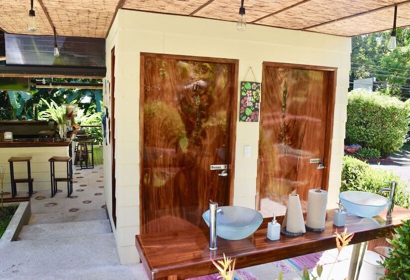 فندق Playa Espadilla & Gardens