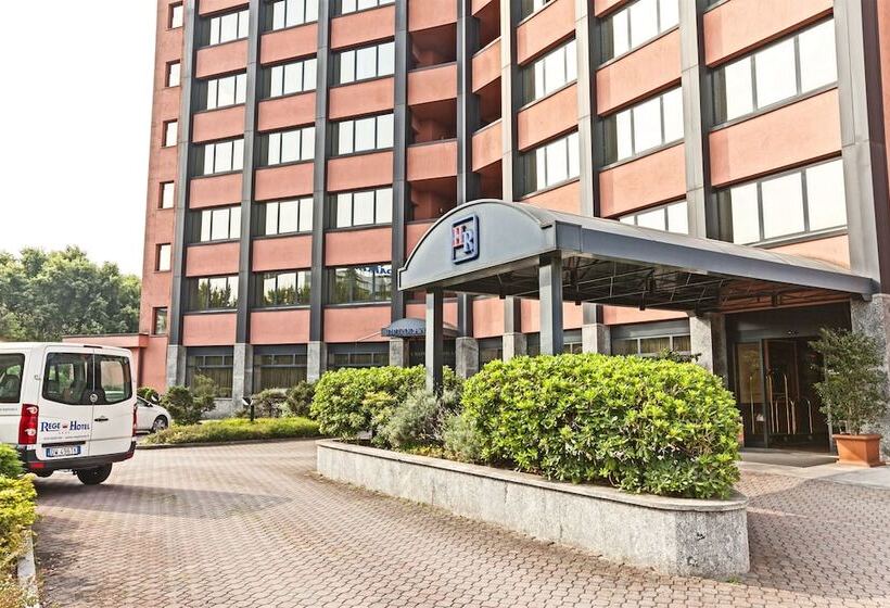 فندق Rege