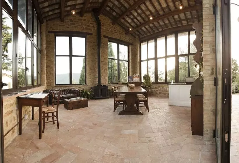 교외 호텔 La Tavola Dei Cavalieri