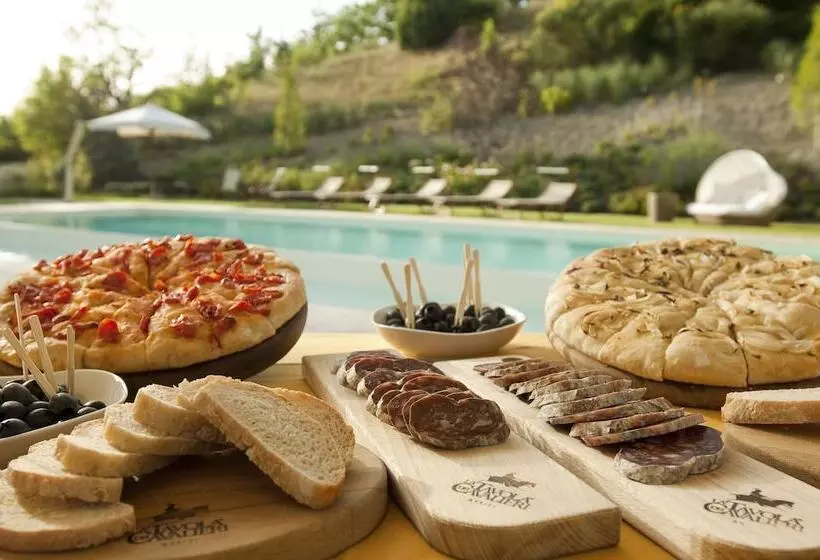 교외 호텔 La Tavola Dei Cavalieri