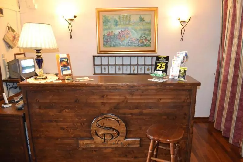 Hotelli Stesicorea Palace