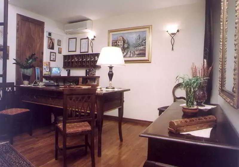 Hotelli Stesicorea Palace