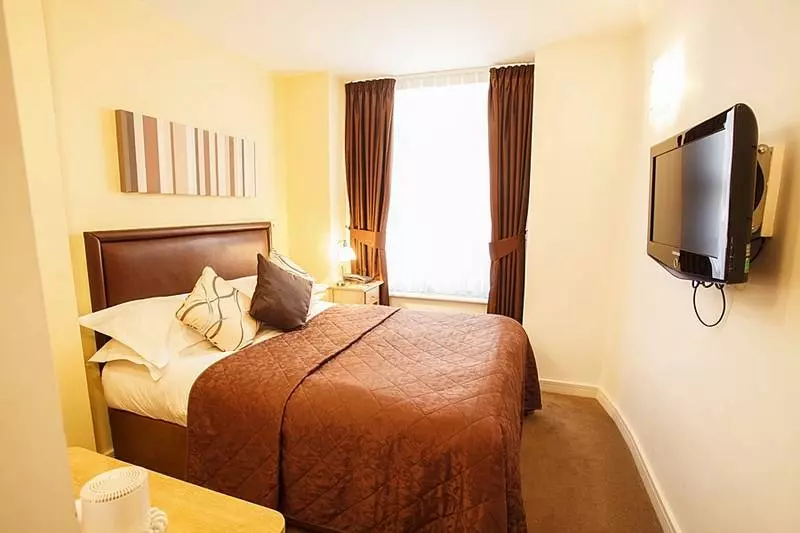 בית מלון כפרי The Cleveland