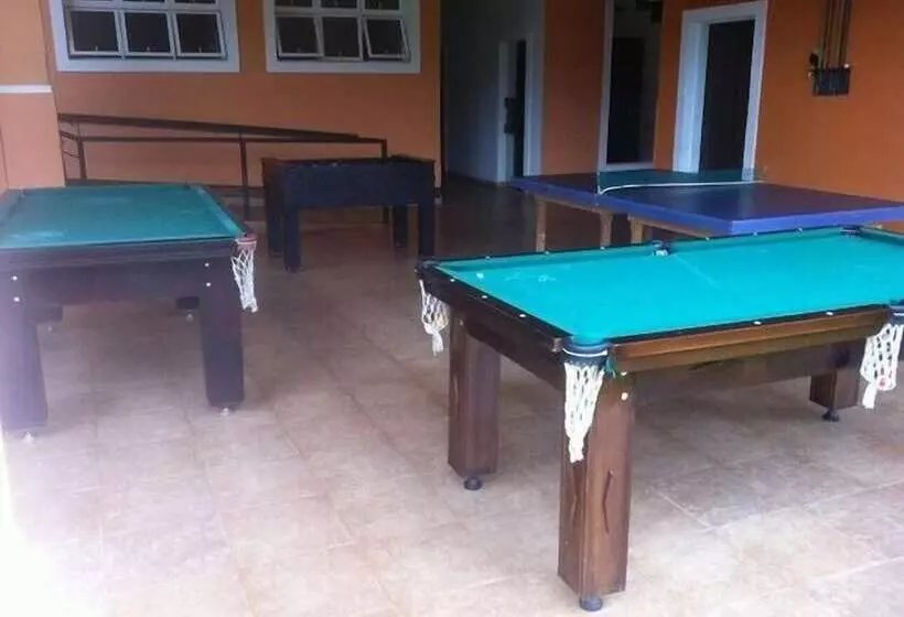 בית מלון כפרי Tietê Resort & Convention Aracatuba