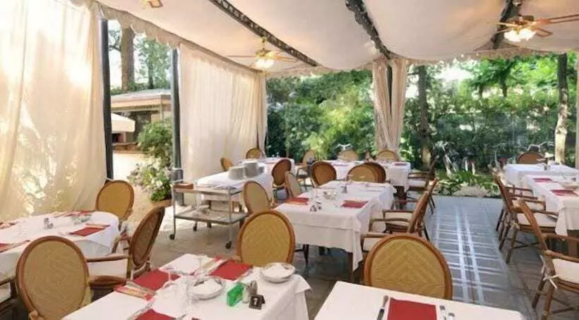 Отель Villa Tiziana