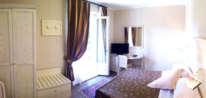 هتل Villa Tiziana