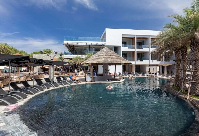 Kudo Hotel & Beach Club