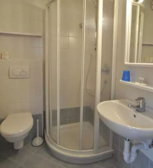 هتل Meublé Albergo Dante