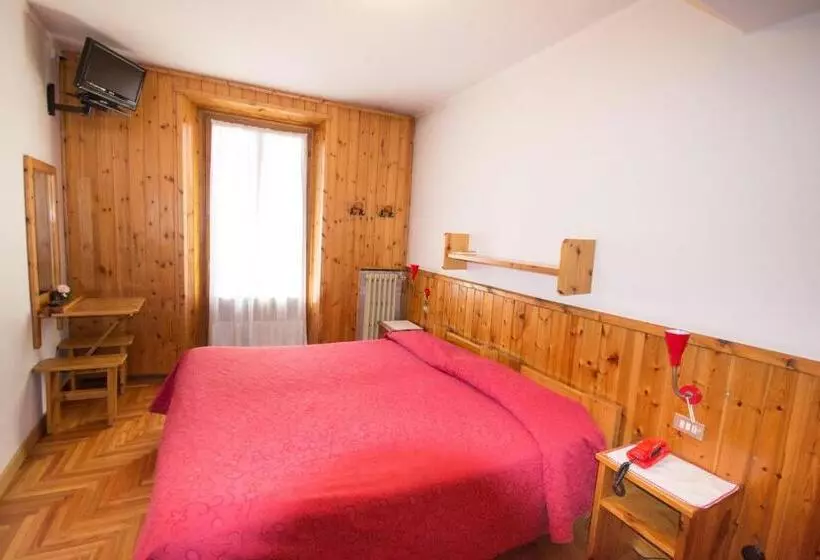 هتل Meublé Albergo Dante