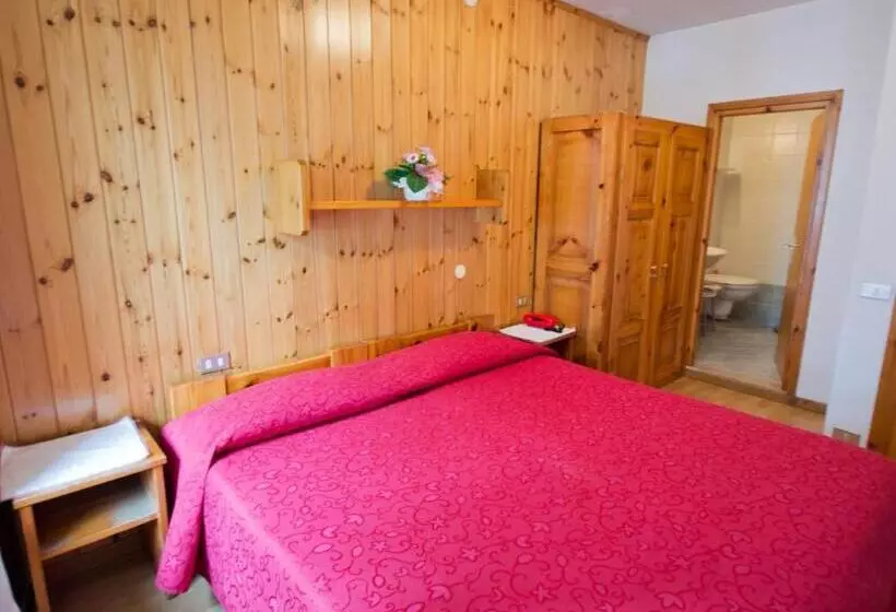 هتل Meublé Albergo Dante