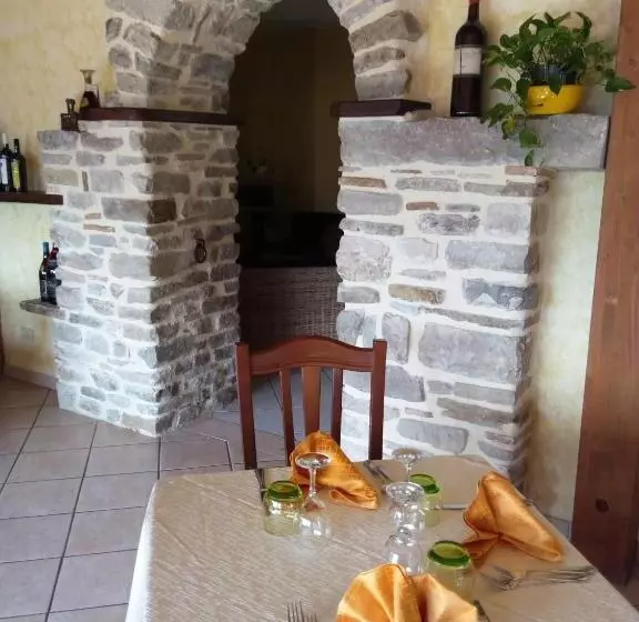 Nido Delle Rondini Hotel Ristorante Pizzeria