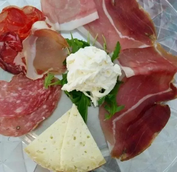 Nido Delle Rondini Hotel Ristorante Pizzeria