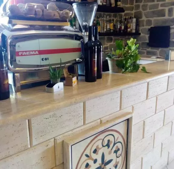 Nido Delle Rondini Hotel Ristorante Pizzeria