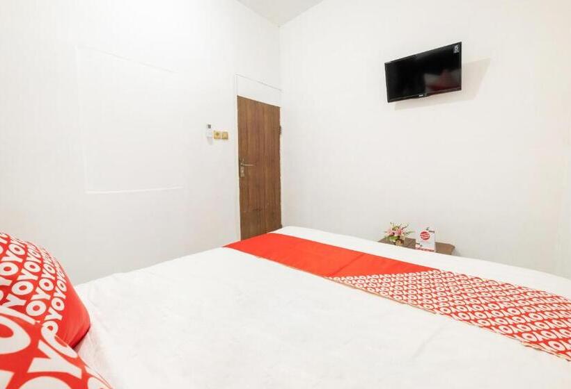 בית מלון כפרי Oyo 2394  Brosta