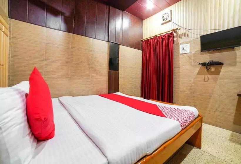 Hotelli Oyo 61031 Naini View Guest House