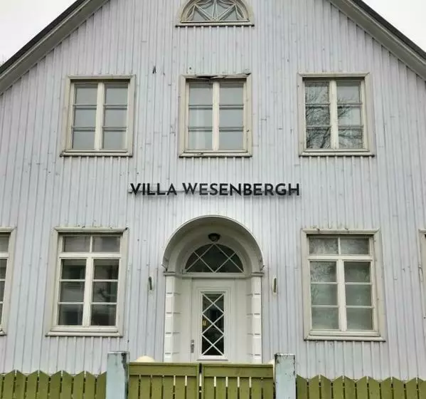 هتل Villa Wesenbergh
