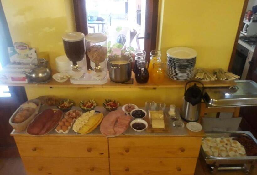 Pensiunea Leia Cârțișoara