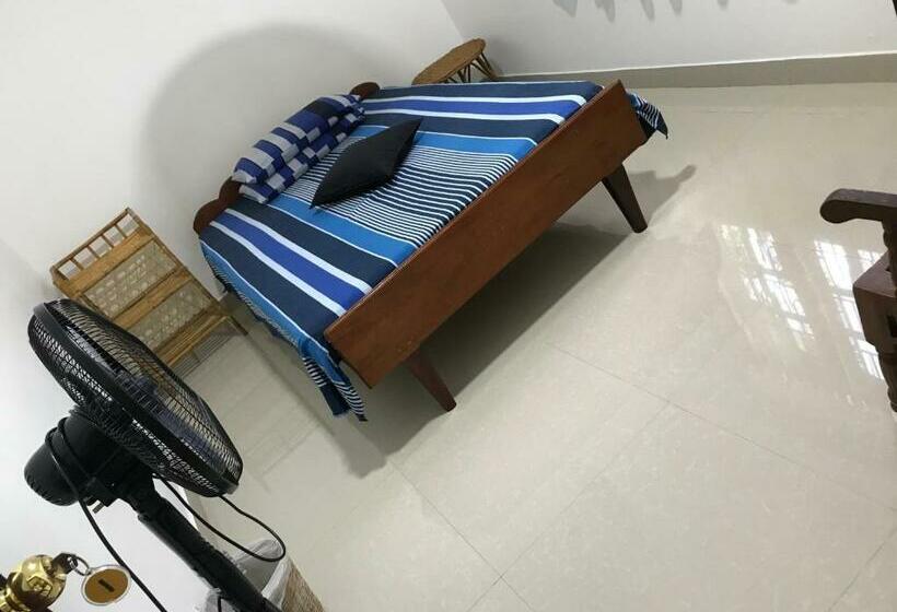 ユースホステル Home Stay Madiha