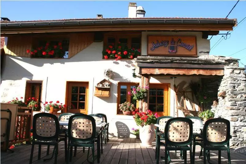 ベッドアンドブレックファースト Auberge De Cassiel