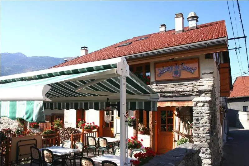 ベッドアンドブレックファースト Auberge De Cassiel