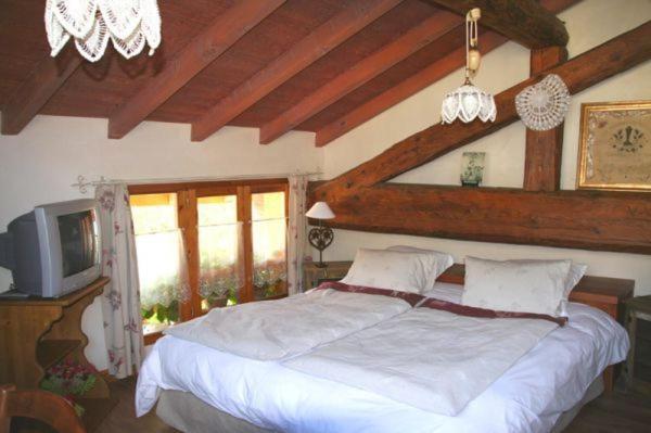 ベッドアンドブレックファースト Auberge De Cassiel