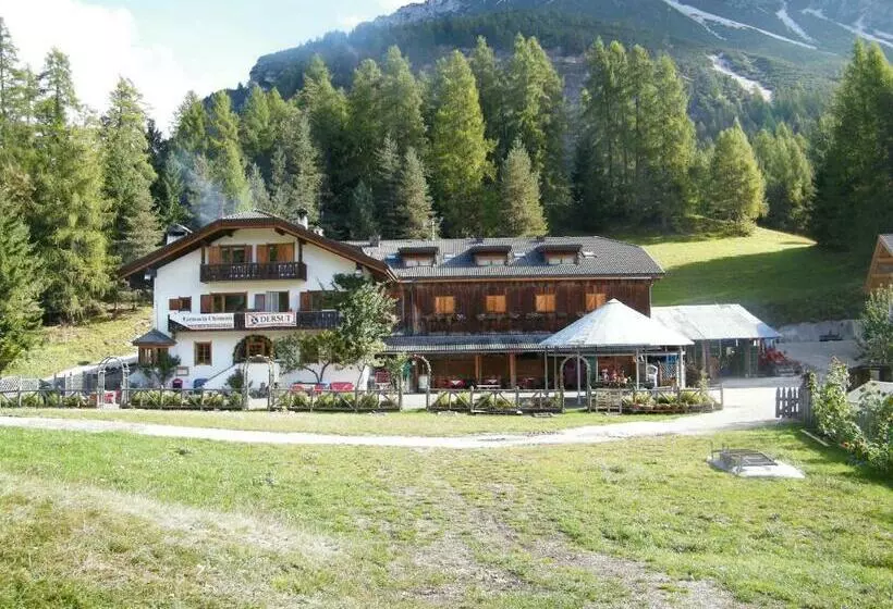Hotelli Fattoria Meneguto Agriturismo Degasper Giorgio