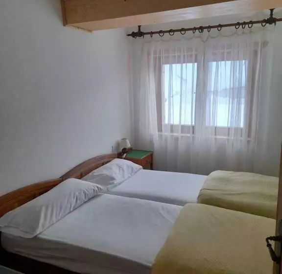 Hotelli Fattoria Meneguto Agriturismo Degasper Giorgio