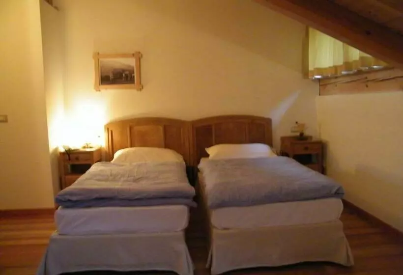 Hotelli Fattoria Meneguto Agriturismo Degasper Giorgio