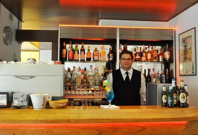 فندق Pineta Mare