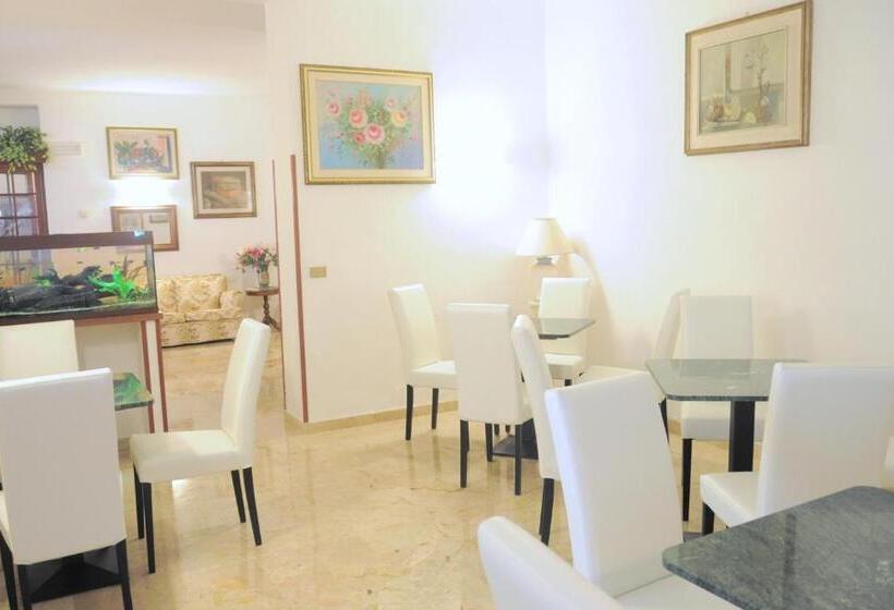 فندق Pineta Mare