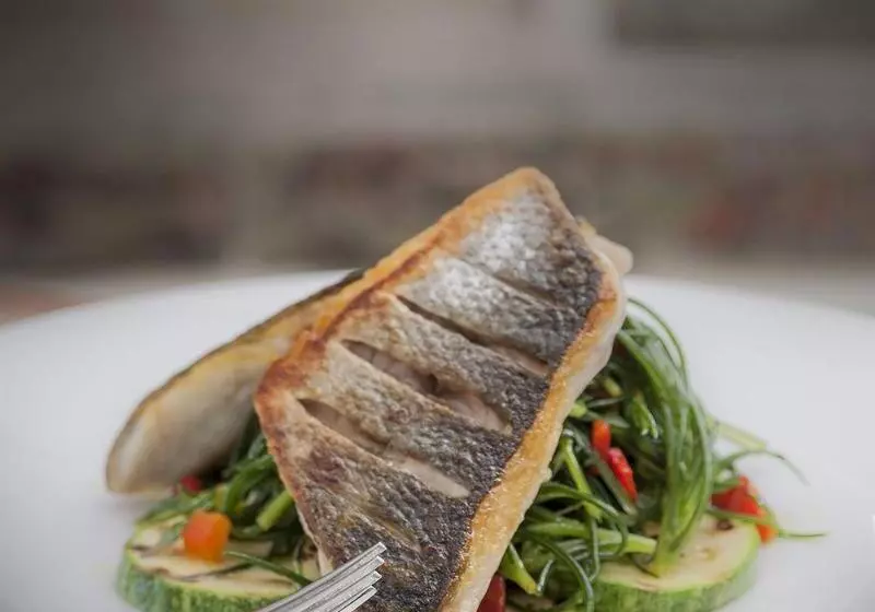 هتل Aigialos Luxury Traditional Settlement