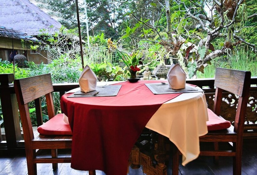 ホテル Ananda Ubud Resort