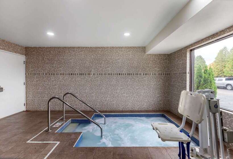 ホテル Clarion Pointe Racine  Mount Pleasant