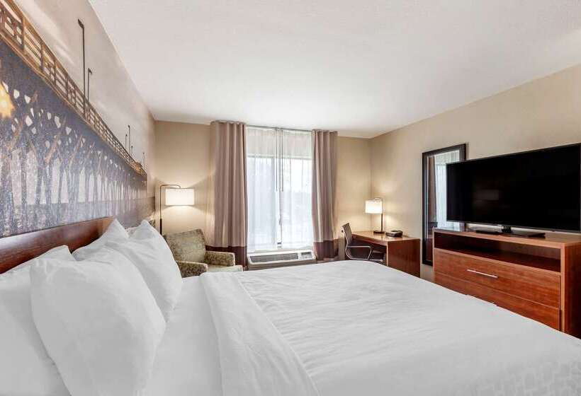 ホテル Clarion Pointe Racine  Mount Pleasant