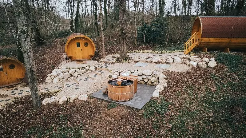 호텔 Hôtel & Spa Du Domaine Des Thômeaux, The Originals Relais