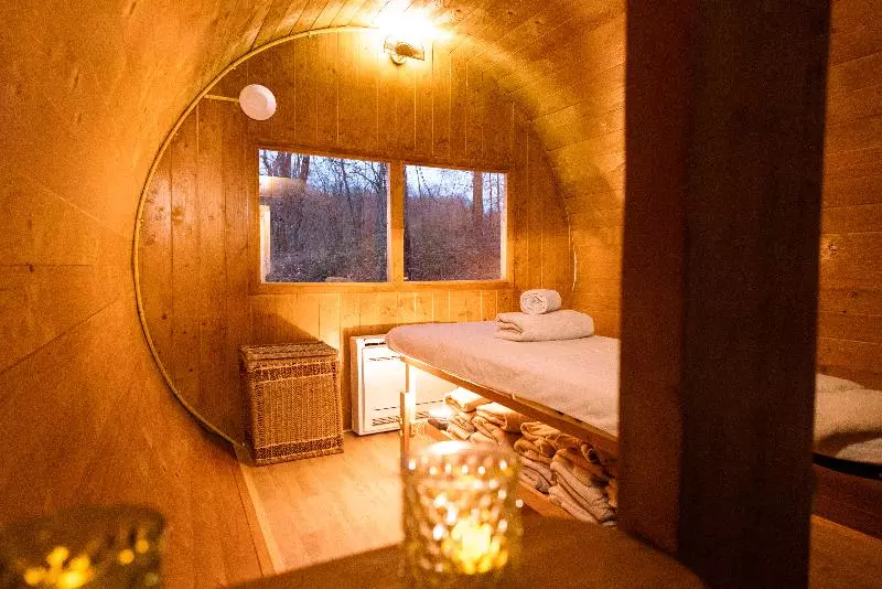 호텔 Hôtel & Spa Du Domaine Des Thômeaux, The Originals Relais