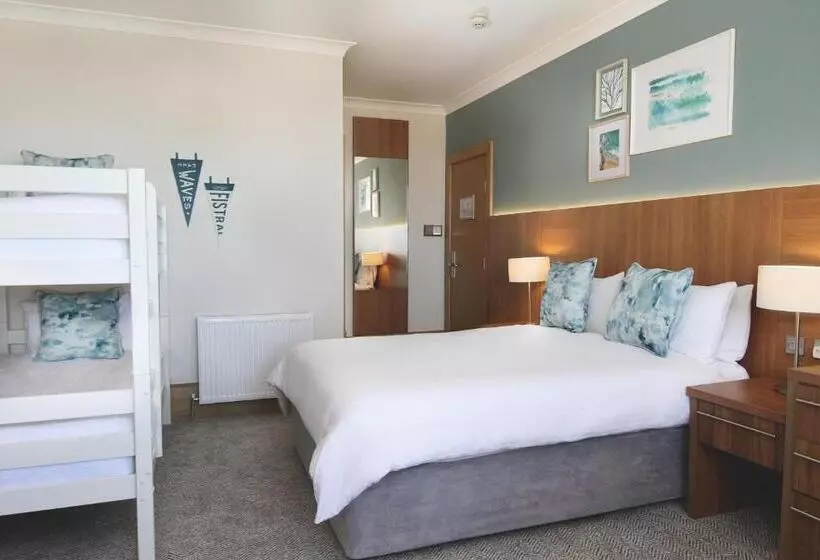 בית מלון כפרי Esplanade