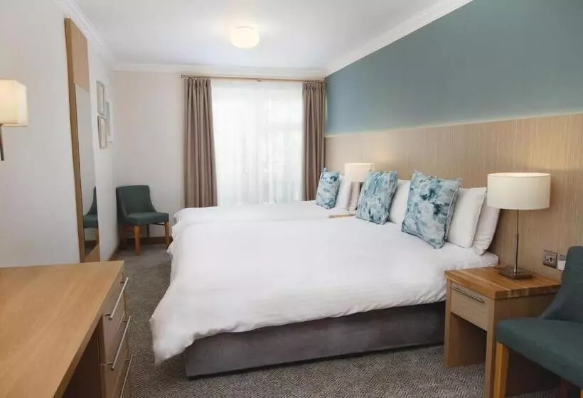 בית מלון כפרי Esplanade