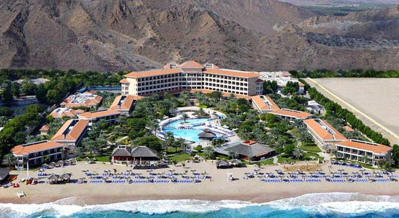 Отель Fujairah Rotana Resort & Spa   Al Aqah Beach