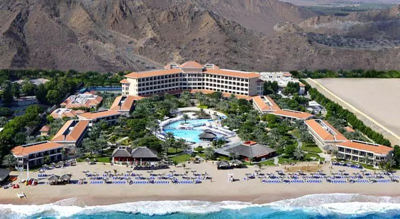 هتل Fujairah Rotana Resort & Spa   Al Aqah Beach