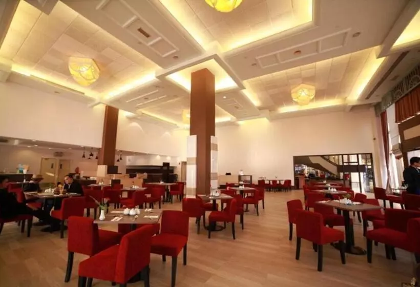 Отель Grand Riverview