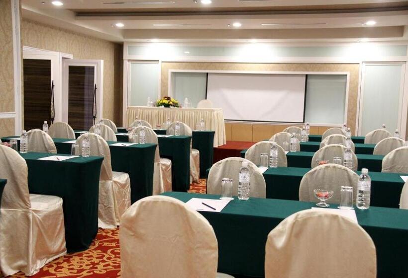 호텔 Grand Riverview