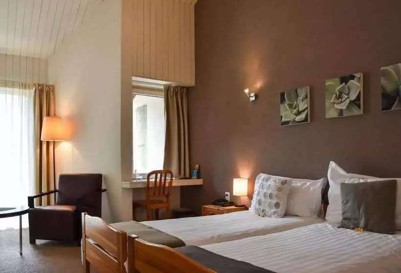 Отель Hôtel Restaurant Le St Christophe