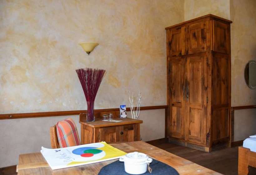 فندق Hôtel Restaurant Le St Christophe