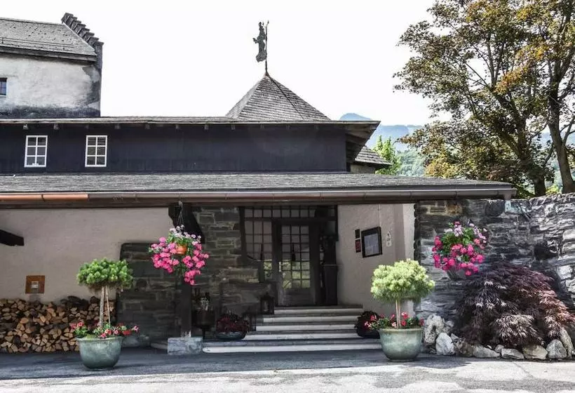 Отель Hôtel Restaurant Le St Christophe