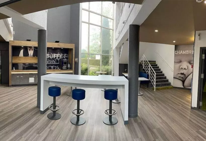 Отель Ibis Budget Le Mans Universite