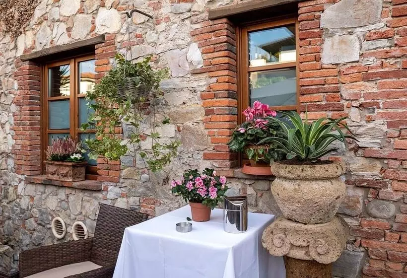 فندق Luxury Corte Di Re Artù