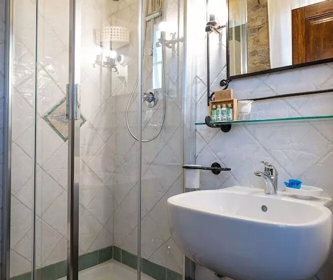 فندق Luxury Corte Di Re Artù