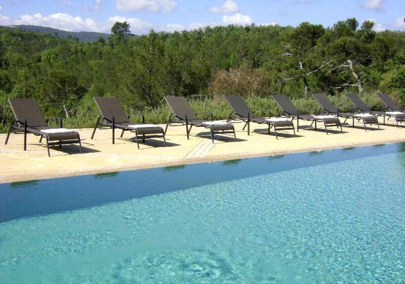 Отель Mercure Brignoles Golf De Barbaroux & Spa