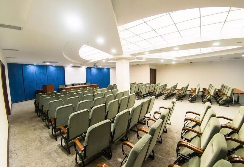 فندق Optima Odesa